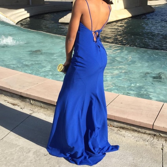 Beautiful blue Prom dress - Picture 3 of 8